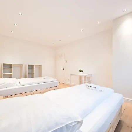 Tolstov - With 1 Or 2 - 15 Min To Messe Dus And Old Town Dus Appartement Düsseldorf