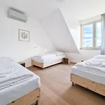 Tolstov Apartments - City Apartments With 1 Or 2 Rooms - 15 Min To Messe Dus And Old Town Dus